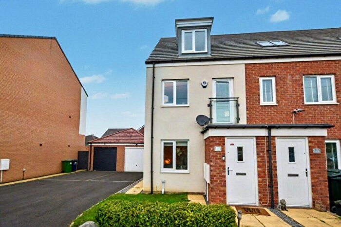 3 Bedroom End Of Terrace House For Sale In Osprey Walk, Newcastle Great Park, Newcastle Upon Tyne, NE13