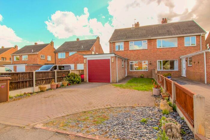 3 Bedroom Semi-Detached House For Sale In High Street, West Cowick, Goole, East Riding Of Yorkshire, DN14