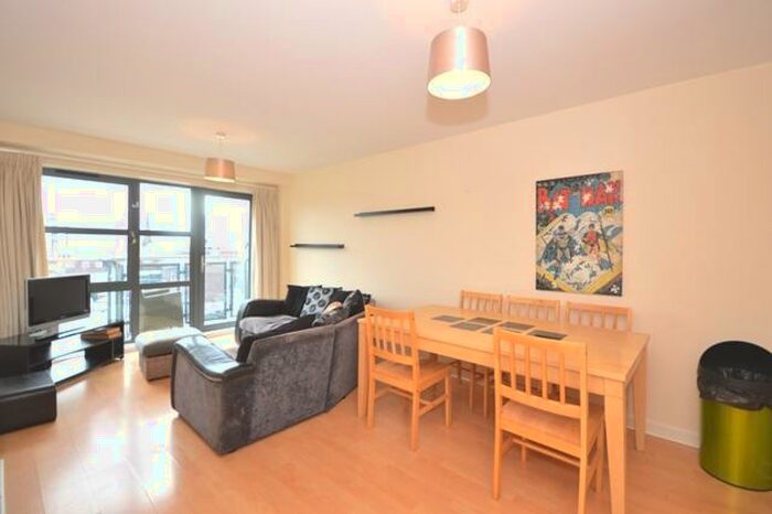 2 Bedroom Apartment To Rent In West Point, West Street, S1