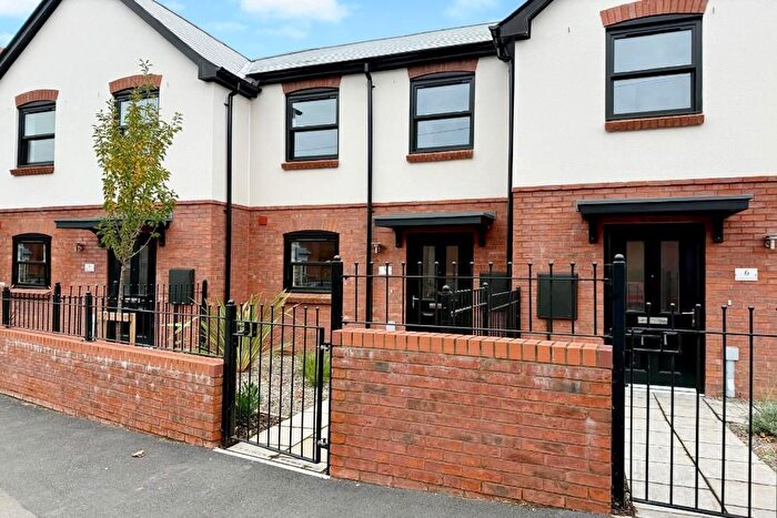 3 Bedroom Town House For Sale In St Nicholas Close, Broomy Hill, Hereford, HR4
