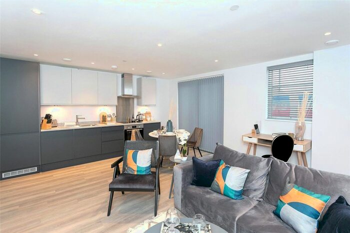 1 Bedroom Flat To Rent In Taylor Point, 47 St Johns Road, Watford WD17