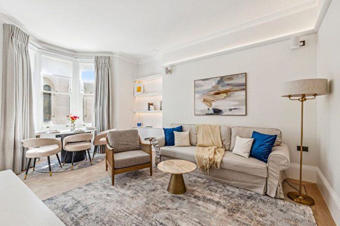 1 Bedroom Flat To Rent In Wilbraham Place, Sloane Square, SW1X