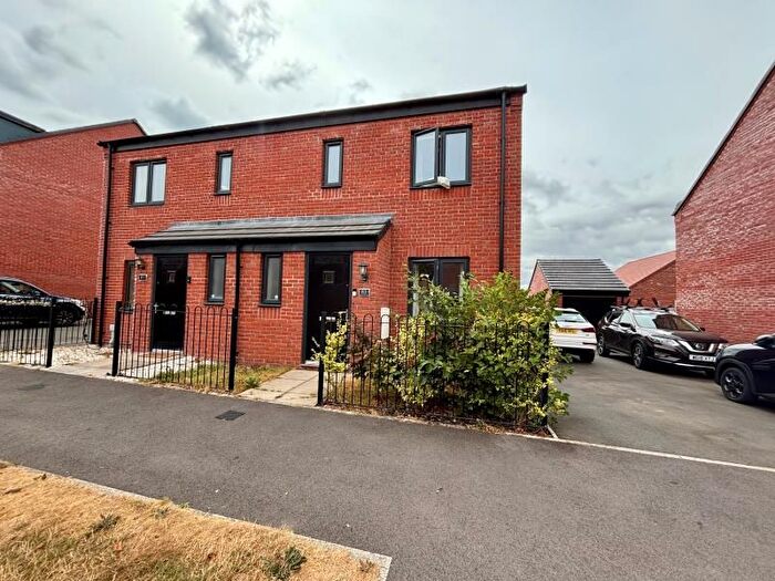 3 Bedroom Semi Detached House For Sale In Brookes Avenue, Telford, TF3