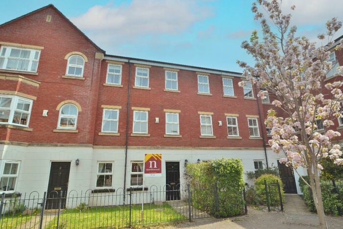 4 Bedroom Terraced House To Rent In Mansion Gate Square, Chapel Allerton, Leeds, LS7
