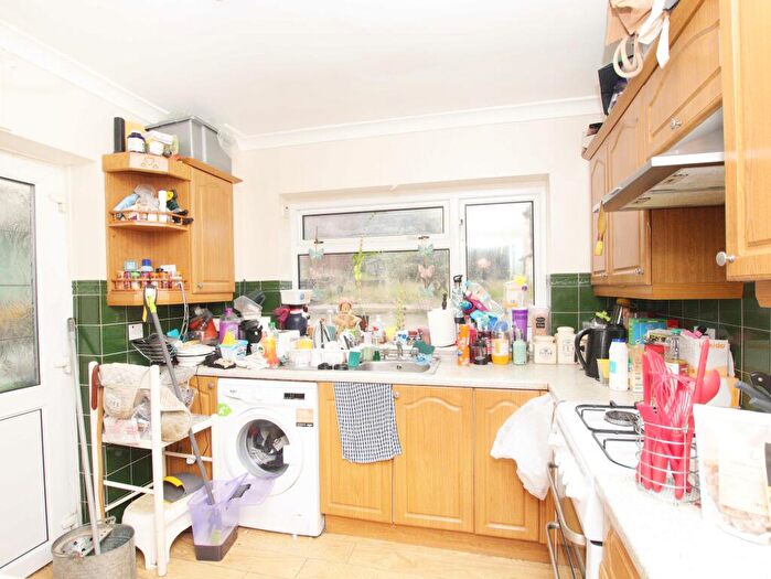 3 Bedroom Terraced House For Sale In Deri Terrace, Tylorstown, Ferndale, CF43