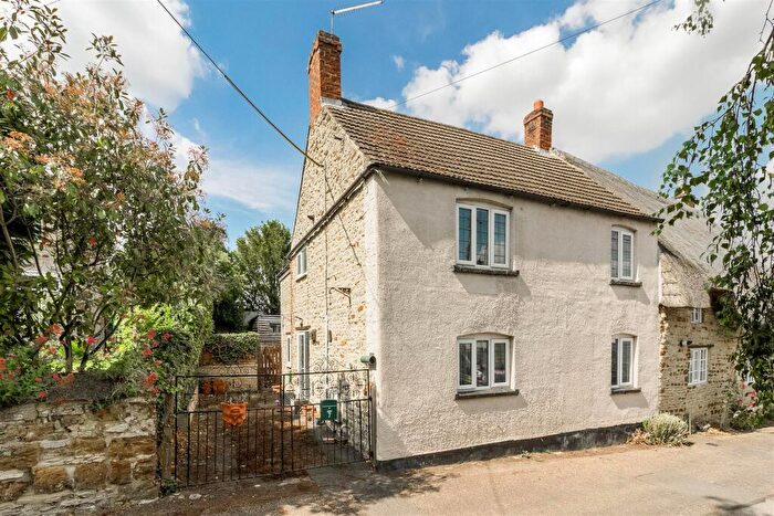 3 Bedroom Semi-Detached House For Sale In South Street, Isham, NN14