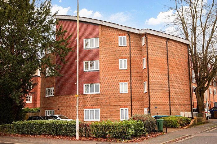2 Bedroom Flat For Sale In Maypole Road, The Heights Maypole Road, RH19