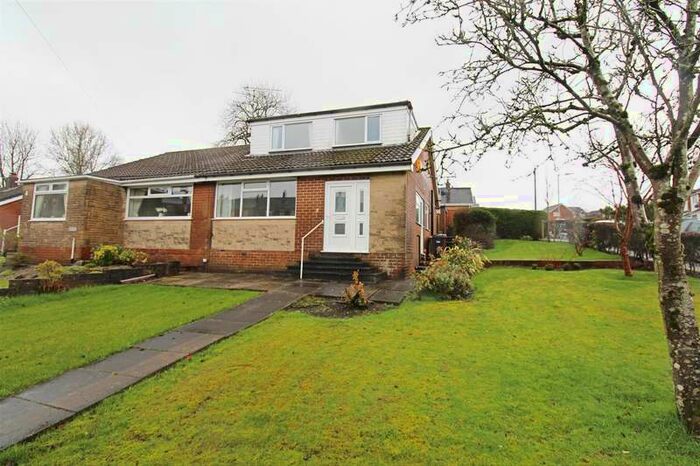 3 Bedroom Semi-Detached Bungalow To Rent In Melbourne Close, Horwich, Bolton, BL6