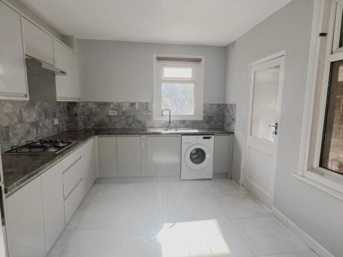 4 Bedroom Terraced House To Rent In Bedford Road, London, E6