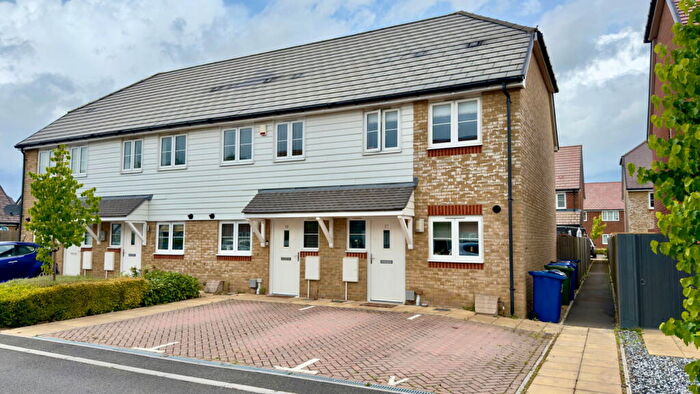 2 Bedroom End Of Terrace House For Sale In Haffenden Avenue, Sittingbourne, ME10