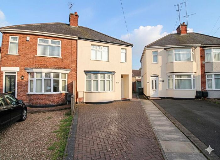 3 Bedroom Semi Detached House For Sale In Beaumont Place, Nuneaton, CV11