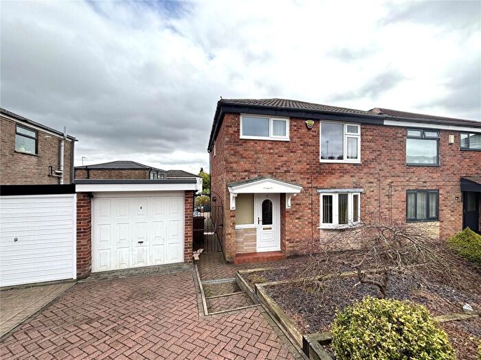 3 Bedroom Semi-Detached House To Rent In The Windrush, Rochdale, Greater Manchester, OL12