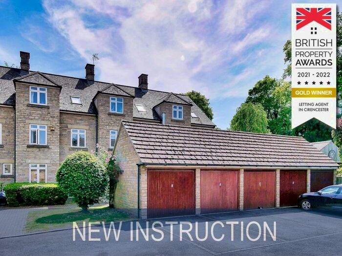 4 Bedroom Semi-Detached Bungalow To Rent In Beaufort Court, Chesterton Lane, Cirencester, GL7