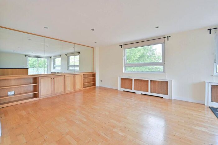 2 Bedroom Penthouse For Sale In London Road, Harrow On The Hill, Harrow, HA1