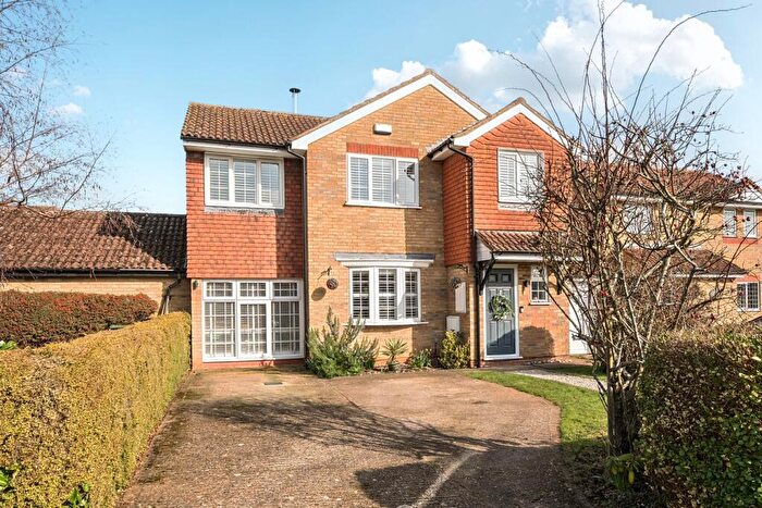 4 Bedroom Link Detached House For Sale In The Quantocks, Flitwick, MK45