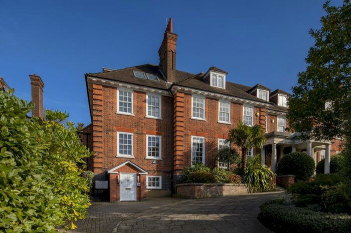 5 Bedroom Semi-Detached House To Rent In Greenaway Gardens, Hampstead, NW3