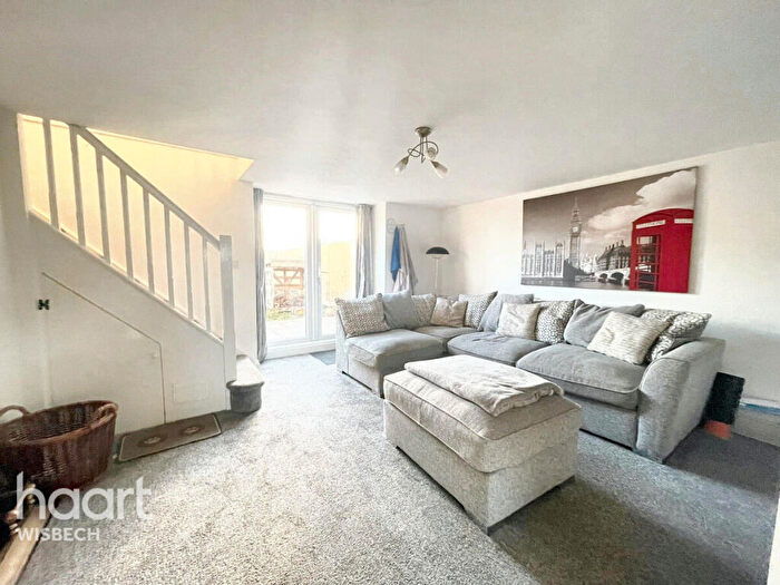 2 Bedroom Semi-Detached House For Sale In Leverington Common, Leverington, PE13