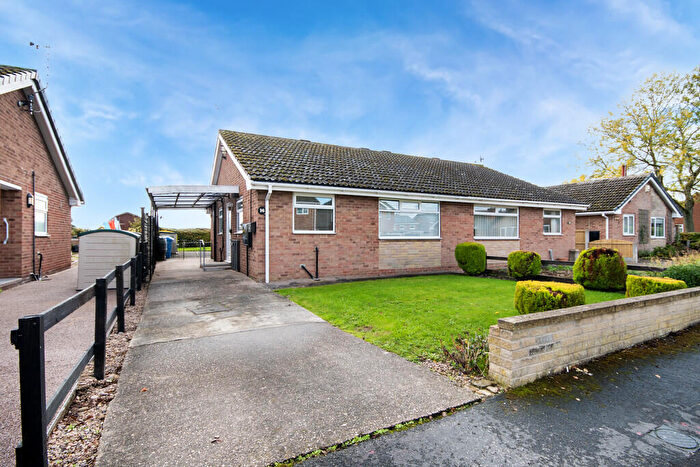 2 Bedroom Semi-Detached Bungalow For Sale In Birkdale Grove, Retford, DN22