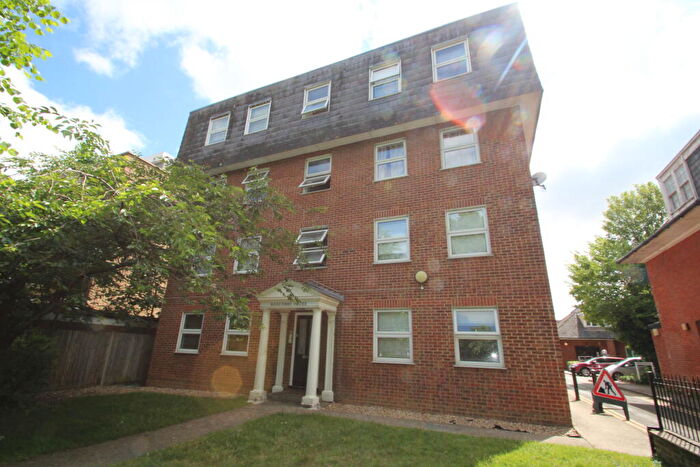 2 Bedroom Flat To Rent In Sydenham Road, Croydon, CR0