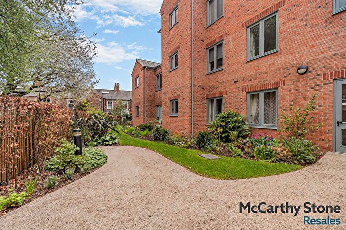 2 Bedroom Flat For Sale In Bishophill Junior, York, YO1