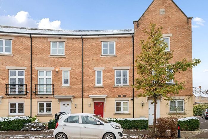 3 Bedroom Terraced House To Rent In Chipping Norton, Oxfordshire, OX7
