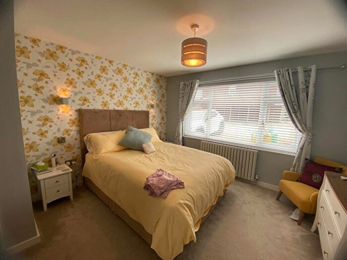 2 Bedroom Detached Bungalow To Rent In Towning Close, Deeping St. James, Peterborough, PE6