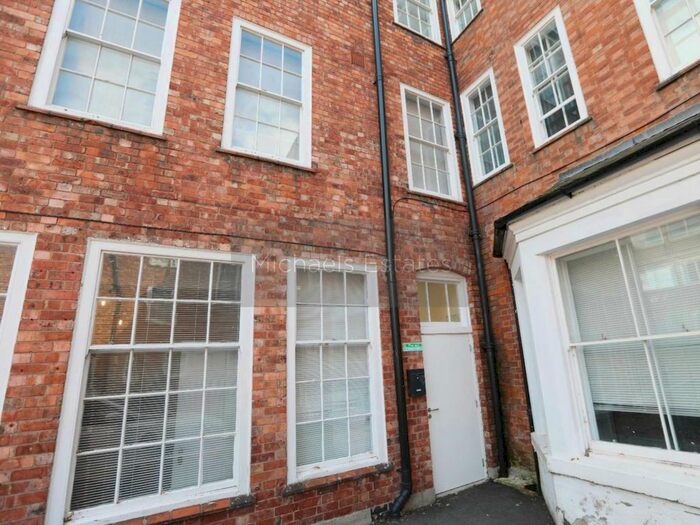 1 Bedroom Flat To Rent In Princess Road Backways, Leicester, LE1