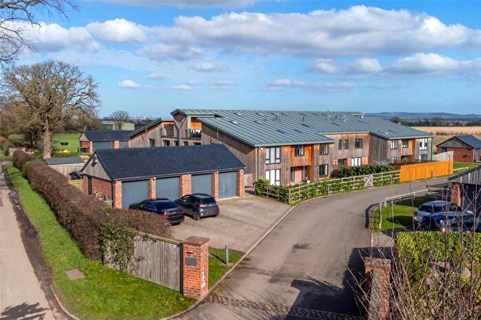 5 Bedroom Mews For Sale In Ash Hey Lane, Picton, Chester, Cheshire, CH2