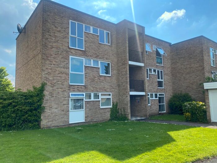 2 Bedroom Flat To Rent In Westleigh Close, Yate, Bristol, BS37