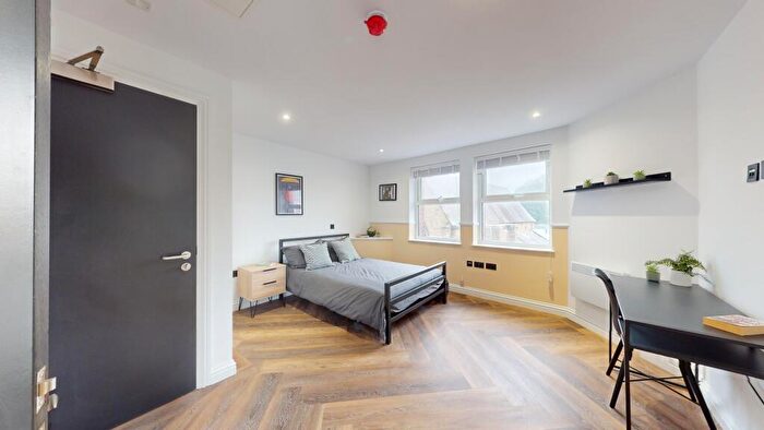 1 Bedroom Flat To Rent In Thurloe Street, Manchester, M14
