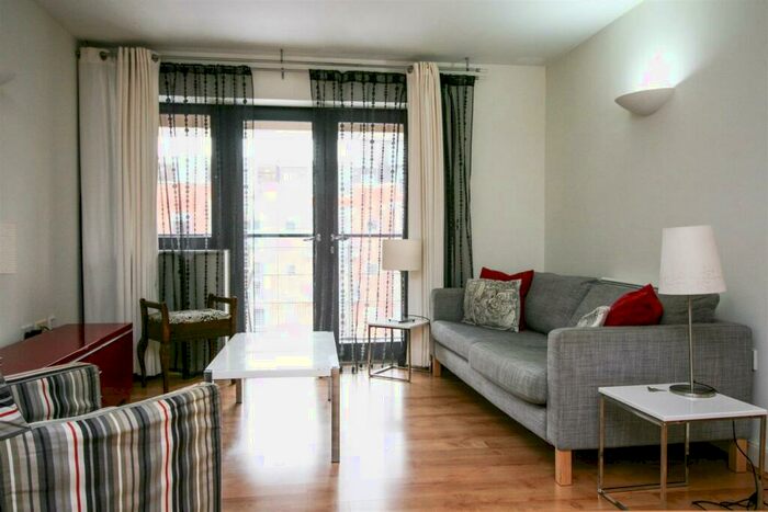 2 Bedroom Apartment To Rent In Watermarque, Browning Street, B16