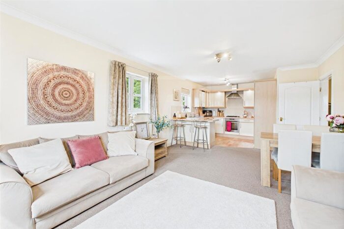 2 Bedroom Flat For Sale In Holford Moss, Sandymoor, Cheshire, WA7