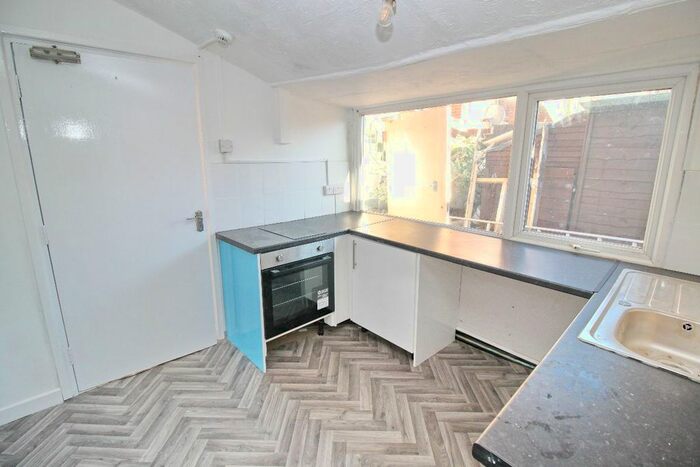 Studio To Rent In Cottage Grove, Southsea, PO5