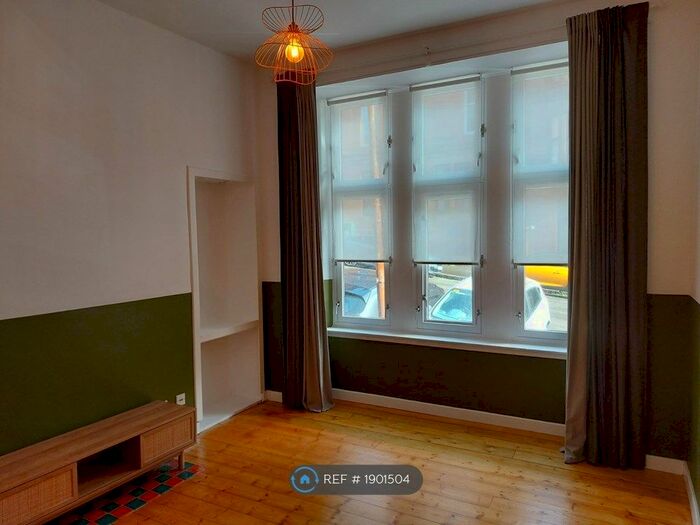 1 Bedroom Flat To Rent In Stewartville Street, Glasgow, G11