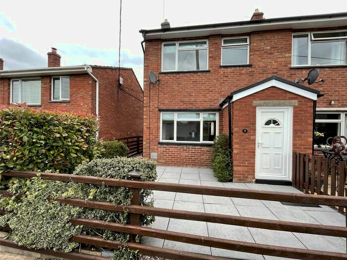 2 Bedroom End Of Terrace House To Rent In Maesydre, Llanidloes, Powys, SY18