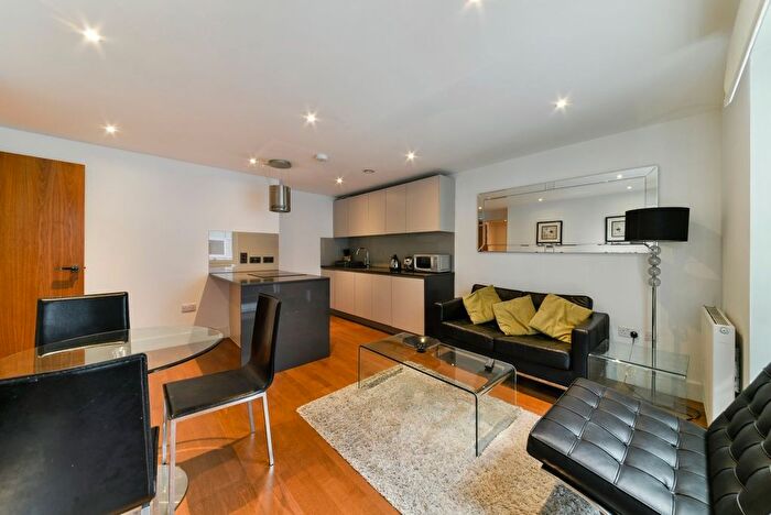 1 Bedroom Flat For Sale In Crawford Building, Whitechapel High Street, Aldgate, London, E1