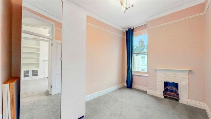 2 Bedroom Flat To Rent In Mowll Street, Oval, London, SW9