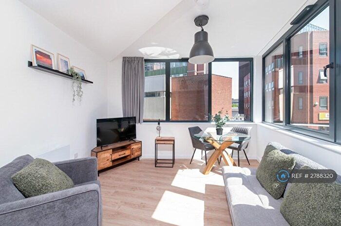 2 Bedroom Flat To Rent In Queen Street, Sheffield, S1