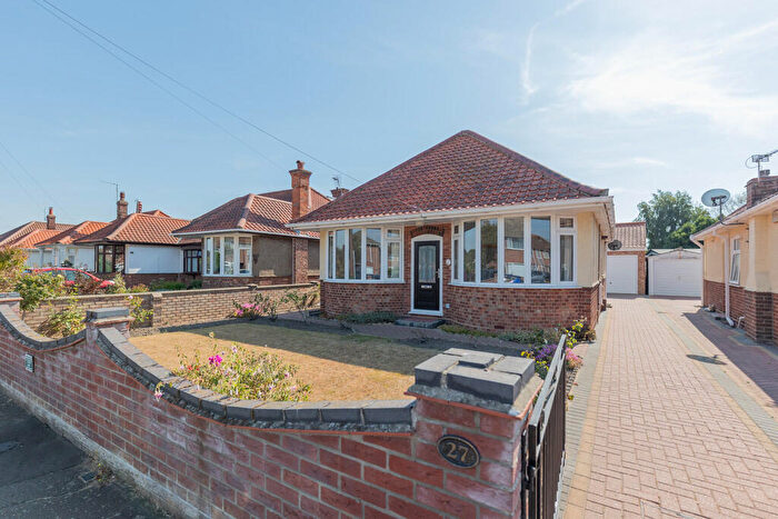 2 Bedroom Detached Bungalow For Sale In Pound Lane, Gorleston, Great Yarmouth, NR31