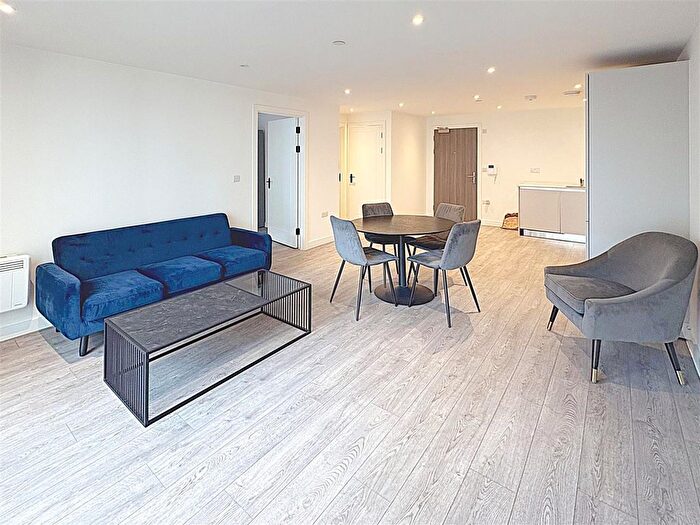 1 Bedroom Flat To Rent In Burj Digbeth, Bradford Street, Deritend, Birmingham, B12