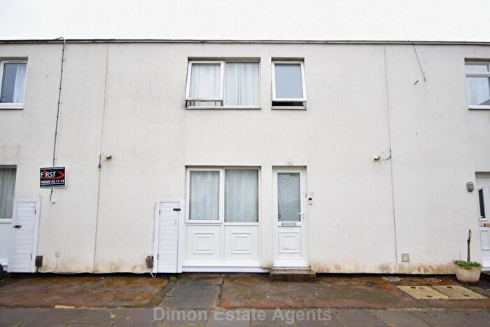 3 Bedroom Terraced House For Sale In Cornwell Close, Gosport, PO13