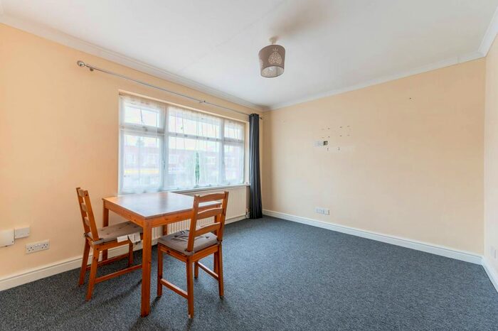 1 Bedroom Flat To Rent In Bilton Road, Perivale, Greenford, UB6