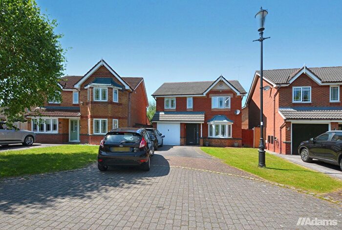 4 Bedroom Detached House For Sale In Malmsbury Park, Sandymoor, WA7
