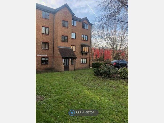 1 Bedroom Flat To Rent In Bradfield Court, Purfleet, RM19