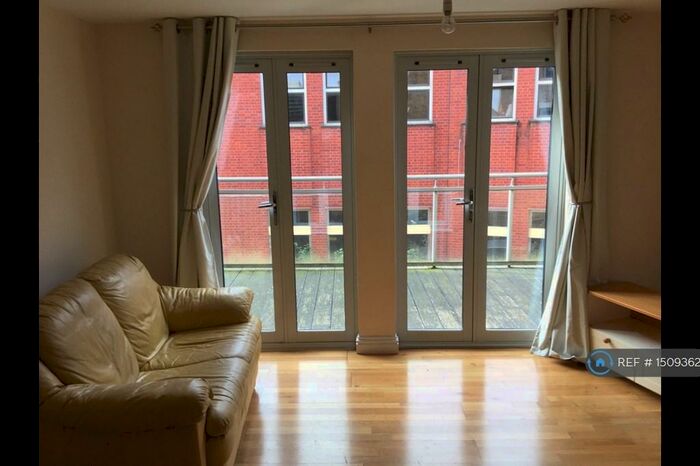 1 Bedroom Flat To Rent In High Street., Slough, SL1