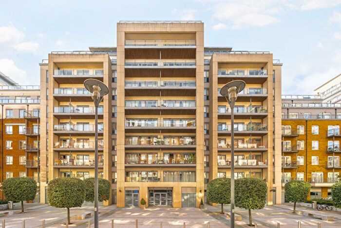 2 Bedroom Flat To Rent In Boulevard Drive, London, NW9