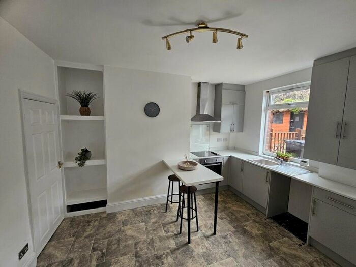 2 Bedroom House To Rent In Castle Street, Barnsley, S70