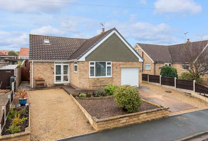 3 Bedroom Detached Bungalow For Sale In Farmanby Close, Thornton Dale, Pickering, YO18