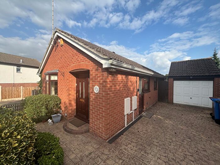 2 Bedroom Bungalow To Rent In Danebridge Crescent, Oakwood, Derby, DE21