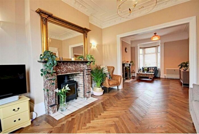 4 Bedroom Semi-Detached House To Rent In Horsley Hill Road, South Shields, NE33